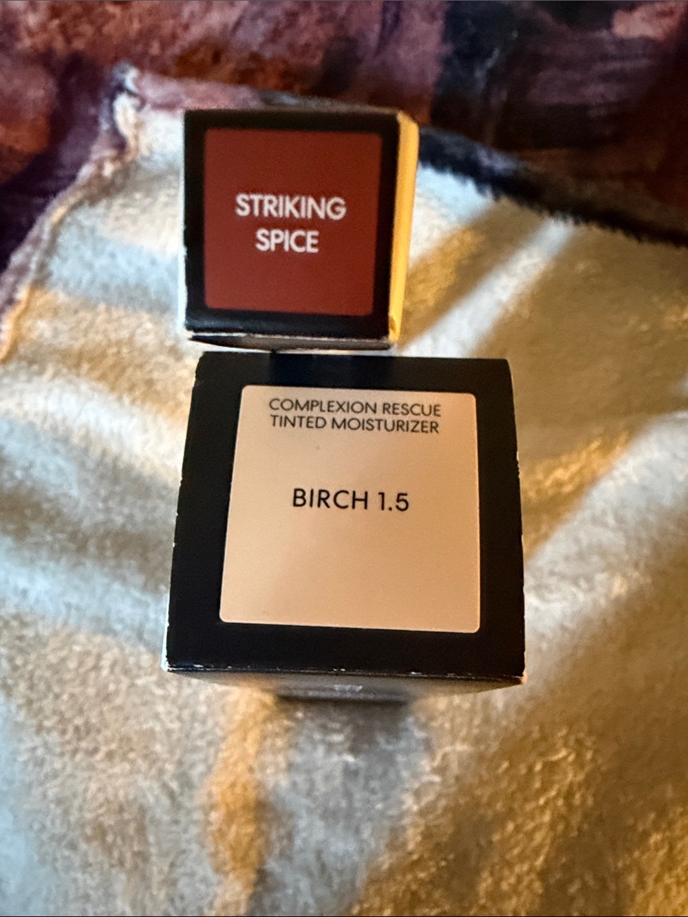 bareMinerals Complexion Rescue Tinted Moisturizer birch 1.5 & lip liner - Picture 3 of 3